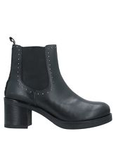 06 MILANO Ankle boots