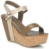 Chinese Laundry  GO GETTER  women's Sandals in Beige