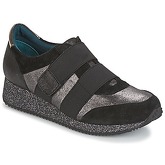 Karston  SENIT  women's Shoes (Trainers) in Grey