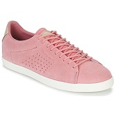 Le Coq Sportif  CHARLINE SUEDE  women's Shoes (Trainers) in Pink