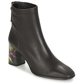 Paco Gil  CARO  women's Low Ankle Boots in Black